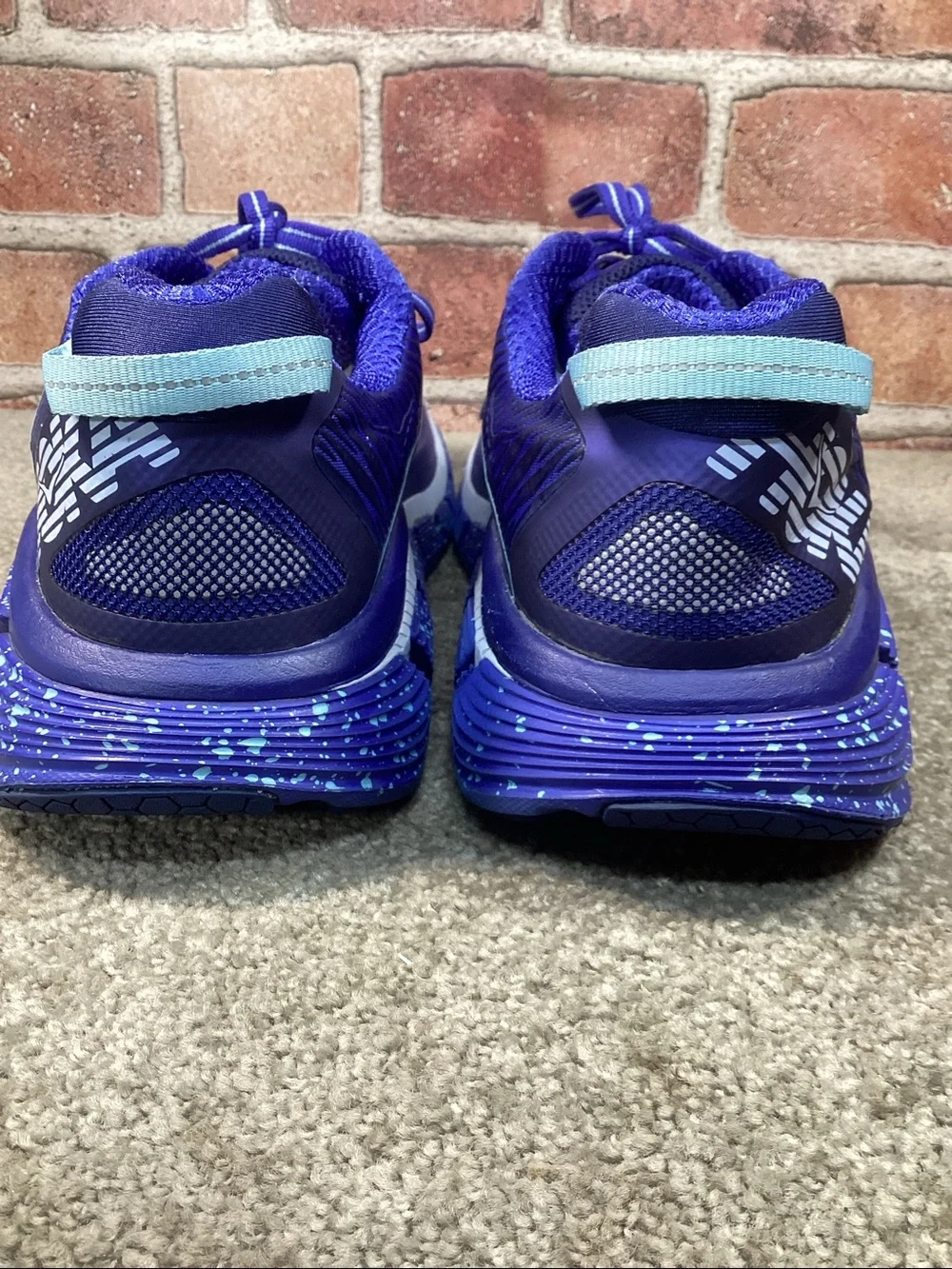 Hoka One One Graviota womens running shoes size 9